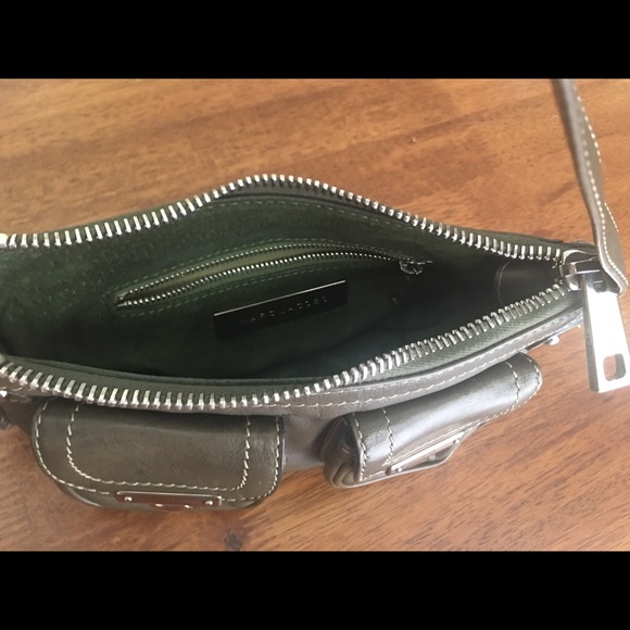 MARC JACOBS leather purse w/dust bag - Picture 3 of 8